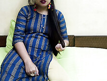 Brother-in-law leaves his sexy sister-in-law in the bathroom