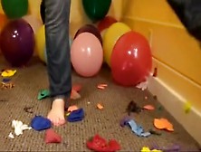 97 Balloons Stomp