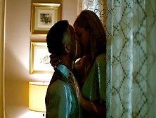 Margot Robbie Blonde,  Kissing Scene In Focus (2015)