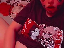 Goth girl plays with her fat tight pussy