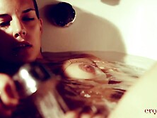 Astonishing Girl Uses Sex Toy On Cunt In Solo Masturbation Video