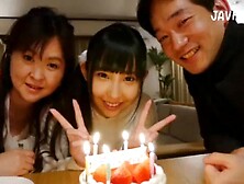 Parent and Daughter Bath: Blowjob,  Amateur & Asian Porn