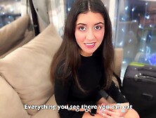 Красотка предложила официанту поездку вместе с ней на поезде и Анальный секс