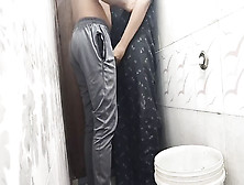 Bathroom Sex Cute Aunty With Very Yang Bf Taking Bat