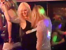 Cfnm Teens Fucking The Strippers At A Club