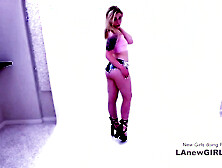 Casalinga Milf Bionda All'audizione Si Fa Scopare E Ingoia Lo Sperma