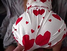 Screwed a gal with short shorts on the side of her large butt