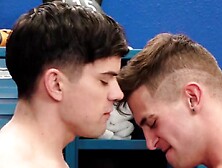 Dakota Payne And Trevor Brooks Are Fucking In The Locker Room