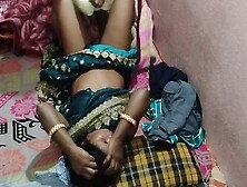 Hindi Sex In Desi Wife Ko Bade Ke Din Raat Mein Choda Bohat Maza Aaya