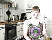 Ersties - Hot orgasm in the bathtub with Maria from Berlin