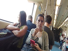 Olhando Meu Pau No Metro,  E Ainda Tira Foto