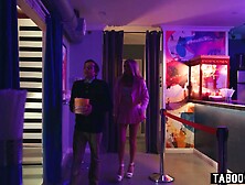 Episode theatre had teen pair screwing disburbing old people trying to see