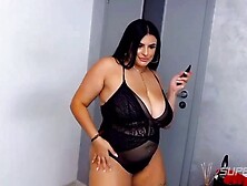 Horny Arabian Bbw Rue Striptease On Cam