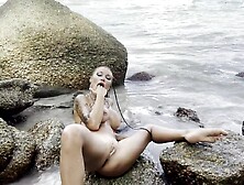 Monika Fox Screws Her Holes With A Large Sex-toy & Fingers Prolapse On Coast