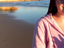 Beach Adventure: Showed her tits for 50€ on the beach in Portugal and continued in the hotel