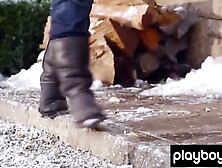 All natural black Cutie Kylie Johnson shows her huge melons