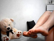 Charming Feets on Online cam - Miley Grey