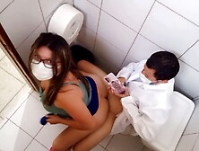 Has A Sexual Adventure With His New Gynecology Client!! Real Sex