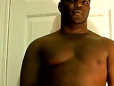 Naughty Black Guy Jerks Off And Gets Blowjob In Homemade Video