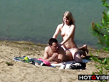 Public Beach Suck And Fuck Caught On Camera