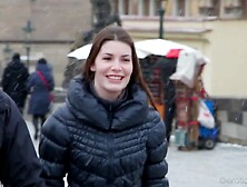 Erika transando em um romance de inverno muito quente