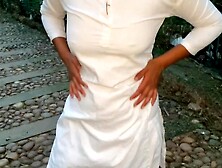 Sri Lankan School Bitch Fuck with Fiance For Money in Jungle Indiaසල්ලි දීලා හුකලා සැපක් ගමු