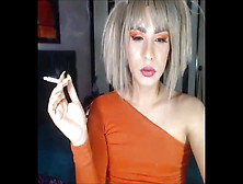 Smoking Gurl