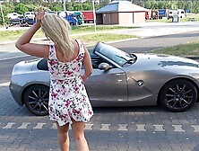DEUTSCHE BLONDINE AUF PARKPLATZ GEFICKT