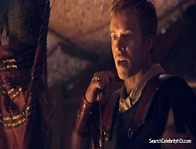 T Ann Manora - Spartacus S03E09