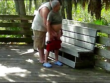 Abuelo Y Gordo Tienen Sexo Al Aire Libre