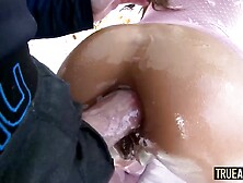 Lily Adams loves to have ass-fuck romp and can not hold back from it at all