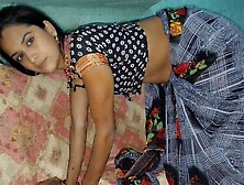 Bhabhi ko aisa choda ki condom hi fat gaya hot sexy bhabhi ko doggy style me jabardast choda very Hard fucking with your Payal