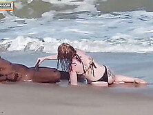 Fizemos Sexo Com Estranho Na Praia Ele Deixou Nó S Duas Toda Fodida