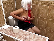 I approached old milf when she was sitting on the toilet and persuaded her to show titties and anal sex