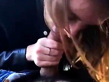 Outdoor Blowjob With Cum-swallowing Girl