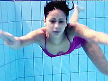 Underwatershow Video: Zlata Oduvanchik