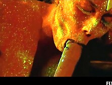 Glow inside the dark Hot