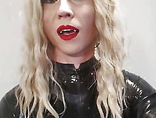 Wicawii Skinny Sexy Vamp Tv In Latex Play Wit Black Dildo