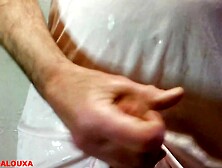 Ejaculation avec une chemise de nuit de ma femme