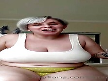 Chinese housewife, Hitomi Tanaka is frequently amusing her crazy paramours with her good-sized milk milk cans