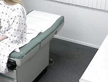 Nurse Jessica Ryan Fingers Blonde Harlow West And Prepares He For The Doctors Cock