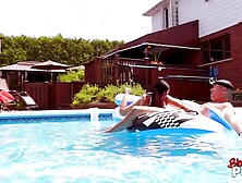 Amy Lee POV Blowjob ft.  Sweet Amy Lee: Brunette,  Cumshot & Handjob Porn