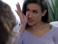 Lesbians In Love - Sensual Girl-on-girl Orgasmic Bliss