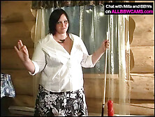 Pussy BBW plays on pool table