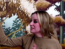 Alrox knows how to surround himself... - Jacquie et Michel TV