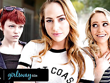 Carter Passionately Fucks Her Hot Neighbor Mia After Defending Her