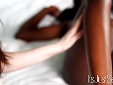 Interracial Lesbos: Ava Foxxx Eats Tessa Lane's Cunt