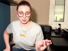 I SCREW MY STEPDAD DURING THE TIME THAT MY MAMMA IS OUT SHOPPING