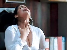 REENA KI OFFICE ME DOGYSTYLE ME CHUDAI 1 - Yorgelis Carrillo