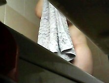 Teen Bathroom Voyeur 4